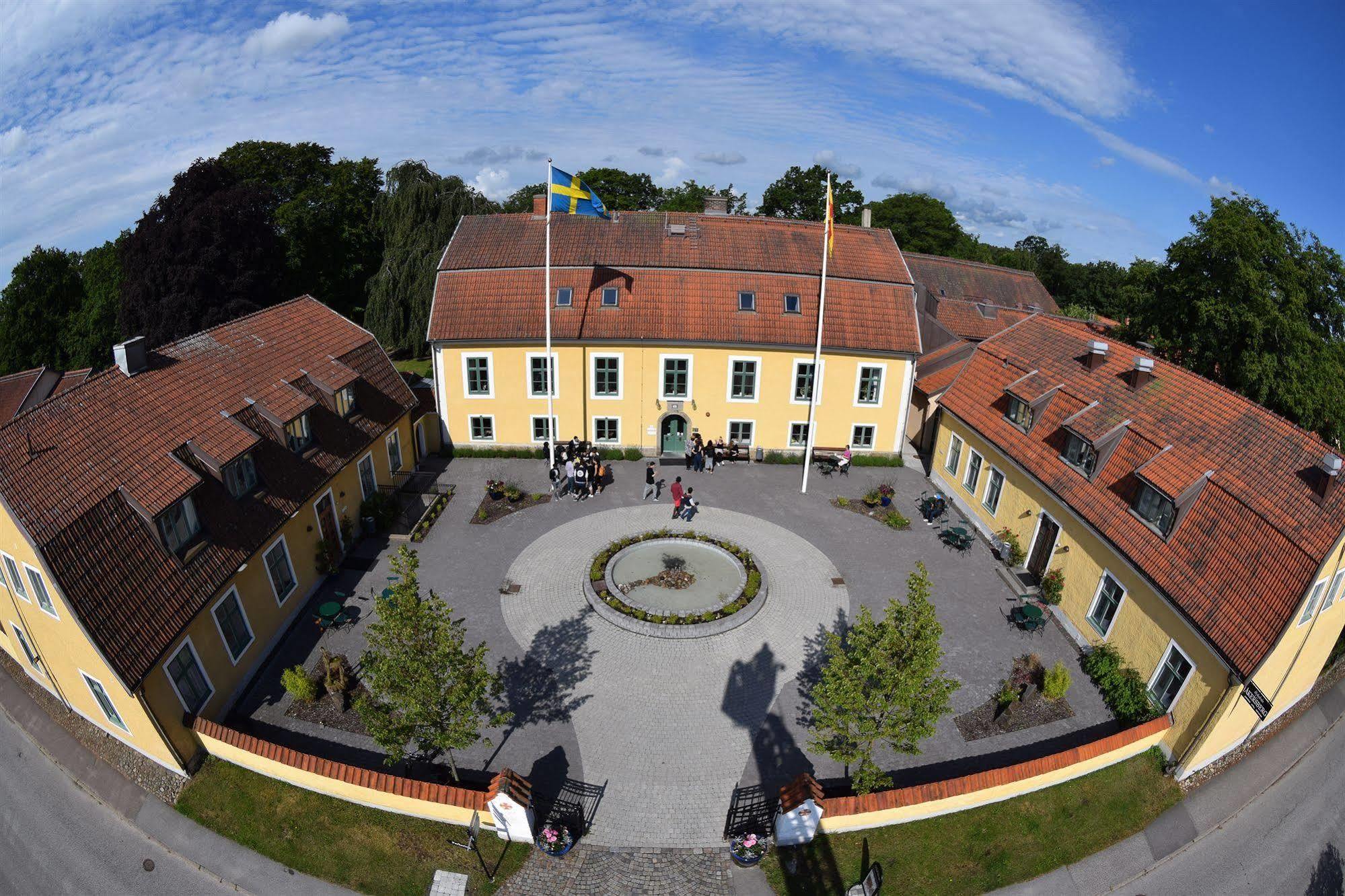 Stiftsgarden Akersberg Hotel ฮอร์ ภายนอก รูปภาพ