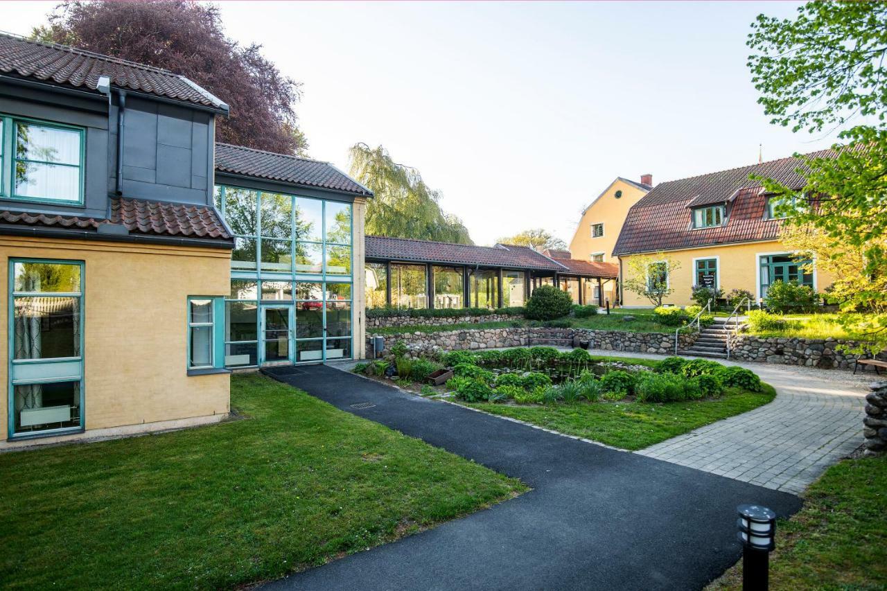 Stiftsgarden Akersberg Hotel ฮอร์ ภายนอก รูปภาพ